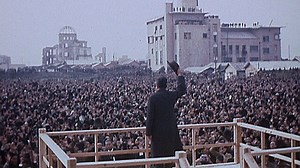 【昭和天皇】はマッカーサーに「私を殺してください。しかし、私の名において行動した人々は殺さないで欲しい」と言っていた。