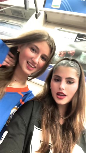 Soph (@sophiee_miller)’s videos with Guess featuring billie eilish - Charli xcx & Billie Eilish