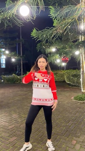 Ciara Jane Magallanes on Instagram: "Wow perfect dance!? hahahahahhahahaa"