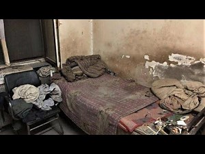 Beautiful girl renovated her old and dirty house & She left the city & Return to remote rural areas