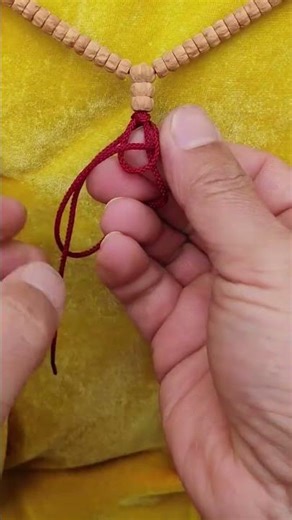 Tie the end knot of the beaded string like this#Tips for tying knots#Knot course#Commo