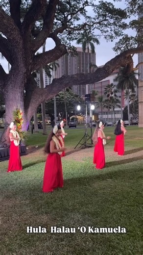 13K views · 1.5K reactions | L❤️VE my @hulahalauokamuela Ohana❤️ It was such a joy to share the stage with my Halau at our @iolanipalacehi Poi Supper Gala honoring our Queen Liliuokalani  Mahalo nui @paulaakana for loving us . Mahalo to our wonderful musicians @singajagu @keokina_kane @o_kapua_ting #meleapana #mc #hulahalauokamuela #iolanipalace #poisupper #queenliliuokalani #explore #hawaiian #oahu #hawaii #hula #ohana | Mele Apana | Facebook