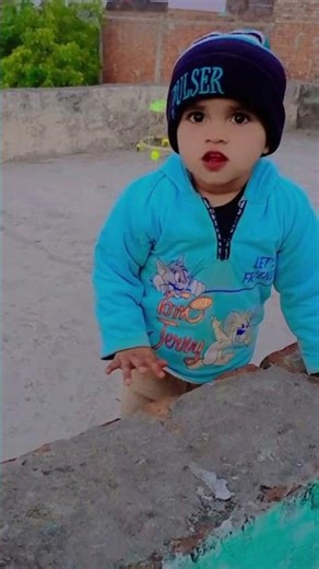 Address: Street, Apt, City, Country/Region, Province, Postal code