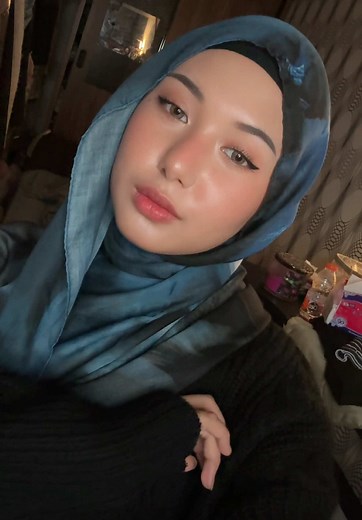 Nylon Tickling Techniques on TikTok