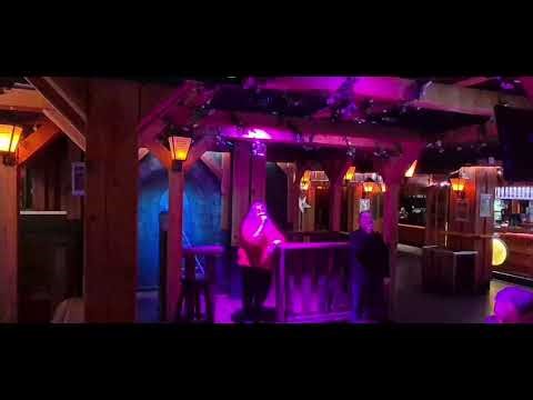 Enkeleitä toisillemme - Riitta & Ari