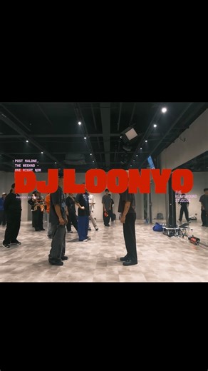 “ONE RIGHT NOW” CHOREOGRAPHY🔥 @rockwellph2015 Choreo Class I’m not here to create better dancers — I’m here to awaken conscious ones.✨🫵🏻 Dance isn’t just movement —it’s awareness in motion🧠 & Nothing is separate from you. Everything is already within🫶🏻 Dancers: @ice_almeria @sunder.beloria 😮‍💨🔥 Shot and edited by: @_jjmpng 🔥 📍 @theplayground.studios.ph | DJ Loonyo