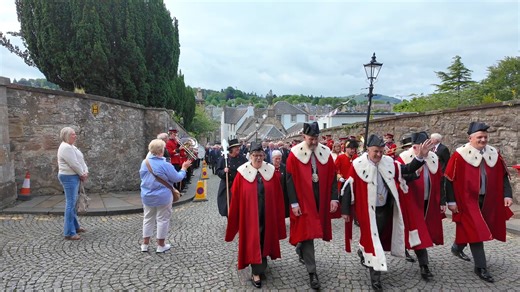 Linlithgow Reed Band lead the march of the Civic Party up to historic Linlithgow Palace during the 2025 Linlithgow Marches in Scotland. This was on Tuesday 17th June 2025 when Linlithgow Reed Band then lined up to play as the standard bearers led the Civic party to the Palace, including Derek Green, current Provost of Linlithgow, past Provosts, the Baron Bailie, Deacons, Dyers' Party and local societies. Linlithgow is one of Scotland’s most ancient Burghs, having received a royal charter from Ki