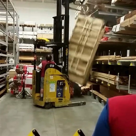 Safety Fails on Instagram: "This is WHY Proper Forklift Training Matters – Operator Uses Stand Up Forklift & Makes A Mess🤯 @safetyfails1 - Let’s Increase Workplace Safety #accident #accidents #construction #construção #safety #safetyfirst #maintenace #oil #oilchange #slip #laddersafety #risk #risky #firesafety #training #fails #eletrical #hardhat #PPE #fire #crane #cpr #cranefails #welding #warehouse #ladder #transportation"