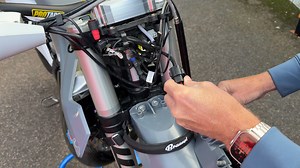 Provides immense illumination at 3500 lumens and a color temperature of 6000K. It's simple to install. Just plug it into your current wiring harness. | Enduro-Pro.com