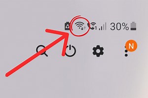 Qué significan las pequeñas flechas en el símbolo del WiFi de tu celular y por qué es útil verlas activadas