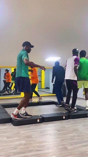 #sport #fullbosycircuit #stepmix #cardiohiit✔ #renforcement 🔥💪 | ama_labid