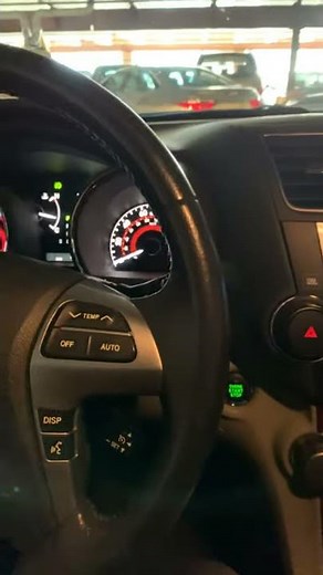 2013 Toyota Highlander clock reset