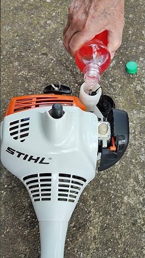 STIHL FS 55 Petrol Grass Trimmer - Refueling