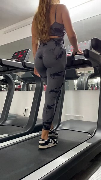 Gym motivation 🏋🏽 follow us #gymmotivation #perteeeeeeeeeee #gymhumor #palermo #fypシ゚viral #palestraitalia #fitnesstips #fitgirl #voliamoneixte✈🦁