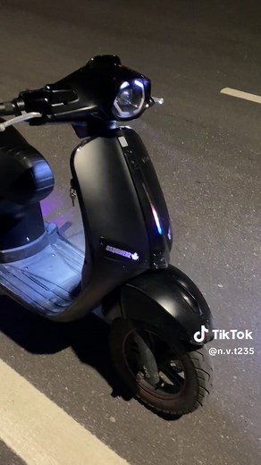 Độ Xe Vespa Điện Đẹp Và Nhanh Hơn