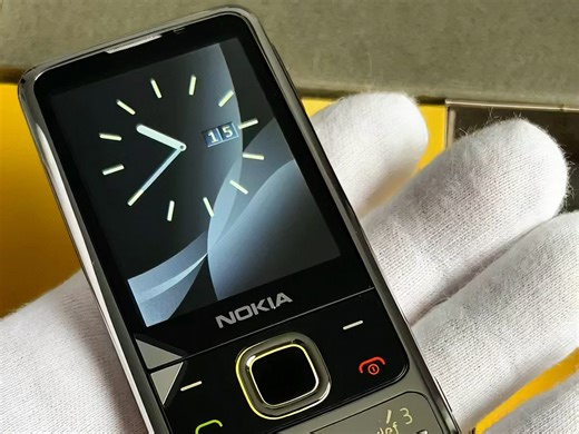 诺基亚 Nokia 6700C