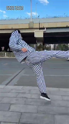 Run Before You Get Your Shot!#funny #parkour #challenge #sports