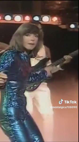 Weekend - The Timeless Hit by Earth and Fire