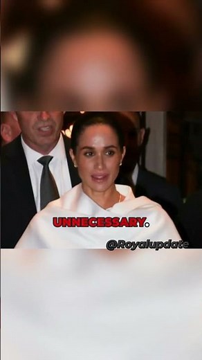 Meghan Markle Laughs at Model in Paris Fashion Week #britishroyalfamily #news