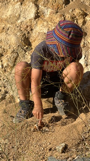 Recetas, Maternidad, Datos, Humor | Si eres mamá o papá ojo con esto.‼️⚠️ Sin querer asustar. He visto muchos niños y adolescentes jugando a enterrarse en la arena. Parte... | Instagram