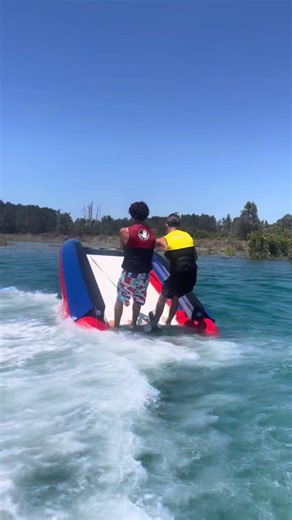 Thundercat Boat Fails: Watch the Flippy Adventure