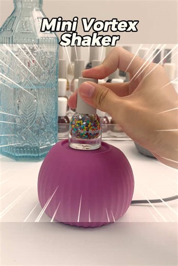 Mixing Nail Polish for Stunning Vortex Effects