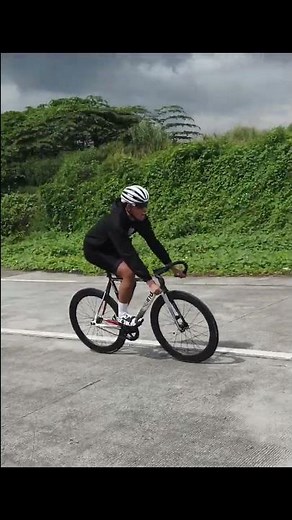 Tsunami Fixie VS Cinelli Fixed Gear 🔥