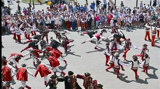 This is a world record! 🤩 | Ukrainian Dance World