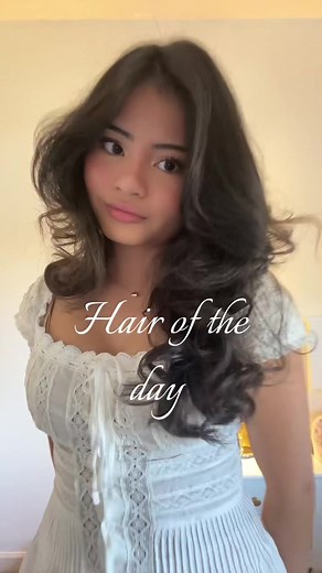 Frizzy but cute 😛 desperately in need of a haircut