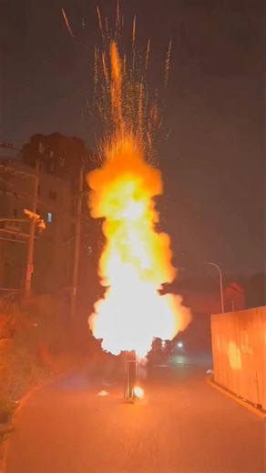 🆕Fancy Aerial Firework or Cold Pyro. They Experiment Effect #shorts #viral #fire @Raja_Magic_Art