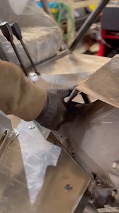 5K views · 1.1K reactions | Matt shaping the future bending metal for this Lizard build 直年 | Fabn801 | Facebook