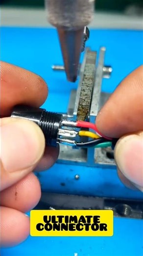 Satisfying Macro Soldering! ⚡ | Wiring a Pro DC Connector #satisfying #diy #pfix #diytech #roblox