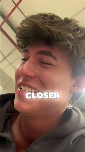 The Weirdest Banana They’ve Ever Seen...