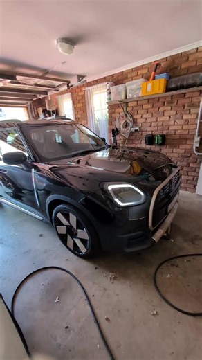 Mini Cooper Countryman SE: First Charge Experience