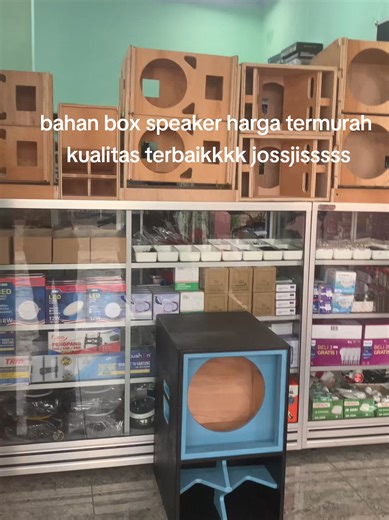 okeee prend yang mau custom box bisa polll ya prendd langsung gasss orederr!!!!