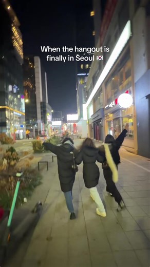 Hangout Moments in Seoul with Friends