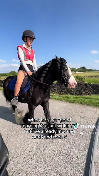 Equestrian Life: Early Morning Chores & Rides