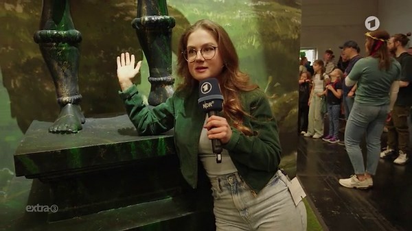 extra 3: Florentine Osche sucht echte Kerle auf der Gamescom
