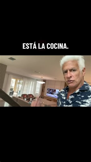 Pablo Bañares Bonfanti on Instagram: "Orlando vs pinamar . Salió lo mismo. No es un problema de gente rica este reel, es la viveza argentina de cobrar caro y dar mierda . A un sector social alto , a los padres, nos tienen atrapados porque nuestros hijos veranean en manada. Y los queremos ver felices con sus amigos. Alguno de ustedes me va a entender . Por otro lado , el Oso, es una todo terreno . La amo"