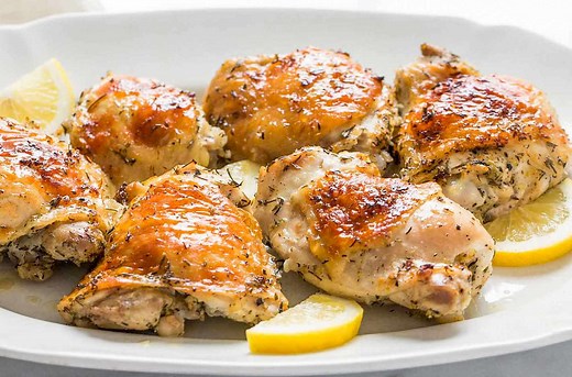 This Easy Lemon Chicken Is the Answer to "What's for Dinner"