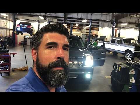 2007-2014 GMC Yukon headlamp bulb replacement