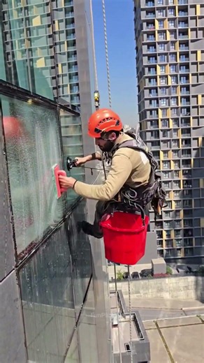 One of the World's Most Dangerous Jobs! 😱🏙️ | Skyscraper Window Cleaners #shorts