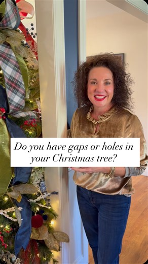 Ever notice those awkward gaps in your Christmas tree? One of our favorite designer tricks is layering round Christmas ornaments in all different sizes to fill those holes beautifully. Start by placing the largest ornaments deep inside the tree, then work forward with medium and small sizes. This adds depth, sparkle, and that full, lush look we all love. Inside The Elegant Community, we teach simple techniques just like this to help you decorate with confidence and create a tree that feels magic