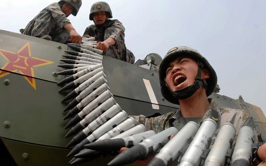 【讲堂236期】终于扬眉吐气了，解放军配备30毫米大机炮的陆战车，实力世界前列