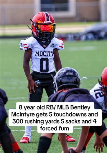 8-Year-Old Bentley McIntyre: 5 TDs, 300 Rush Yds, 5 Sacks Highlights