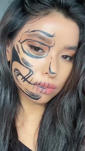 Skelton Look for Halloween | Easy Skeleton Makeup Tutorial 2021