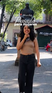 🎄Si eres mujer, vives en Morelia, Michoacán y te gustan las posadas navideñas ✨¡Nos vemos este 13 de diciembre en @mrhenryshowbar a las 8:00 pm!🩷 habrá una dinámica para ser amigas y para besarte con chicas🏳️‍⚧️🏳️‍🌈 recuerda que este evento es para lesbianas, mujeres bisexuales, trans, mujeres asexuales, mujeres pansexuales y mujeres heteros. 👌🏼. 💿 @lunaaayala3 y @dali.sinacento.dj 💚❤️Pulseras verdes y rojas #safisma #fiestalesbianas #morelia | Safisma Mrl