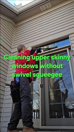 Cleaning upper windows without swivel Squeegee
