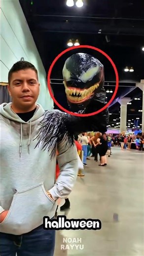 The Venom Costume With a Secret You Won’t See Coming 😱🤯