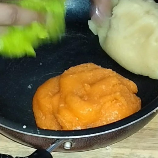 Rava Sweets Recipe / Independence Day Special Tricolour Sweets / Easy Sweets Recipe / Tiranga Peda